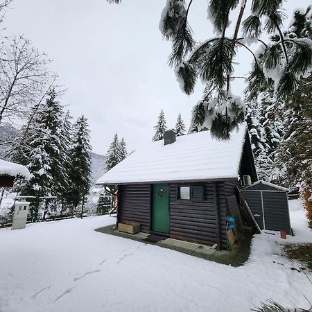 Woodhouse By The River Nazarje Exterior foto